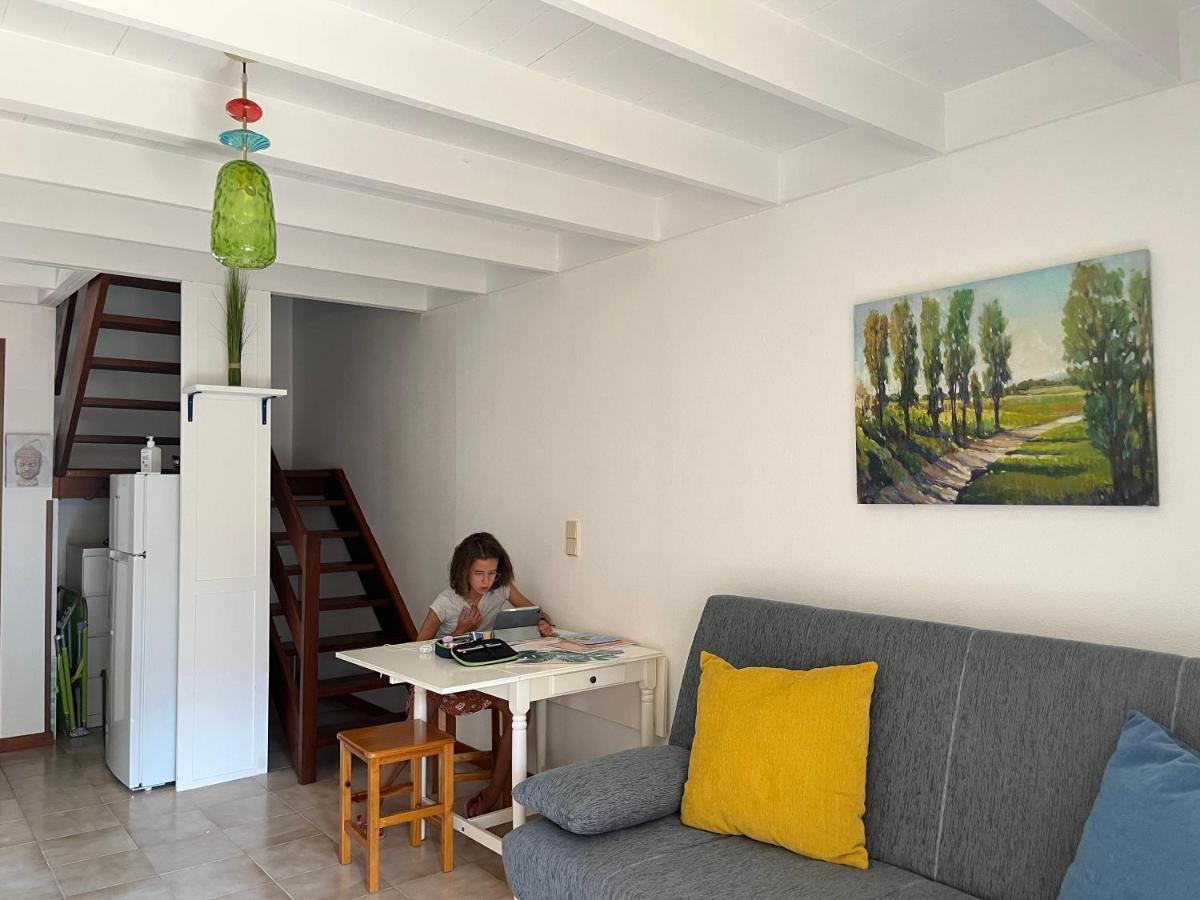 Surf & Chill Bungalow 69, Quiet Green Oasis With Community Swimmingpool Parque Holandes Exterior photo