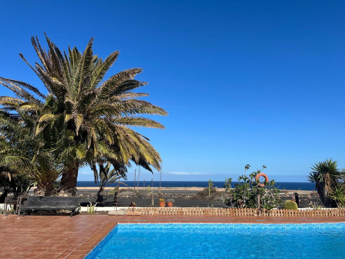 Surf & Chill Bungalow 69, Quiet Green Oasis With Community Swimmingpool Parque Holandes Exterior photo